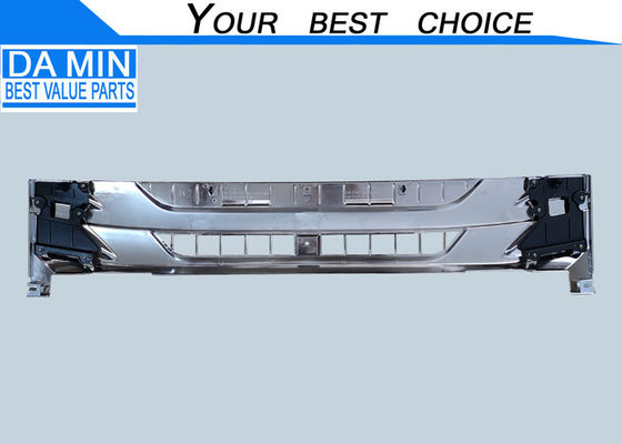 Chroomgeklasterde rooster 8982410711 Gezicht Lift Bright Radiator Grille Voor Isuzu NPR NQR Model Inner Side Met Houder
