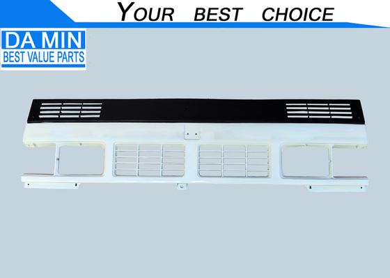 NHR NKR Radiator Grille 8970012390 Isuzu Exterior Parts 1990 Model Light Truck Karosserie Lengte 1360mm