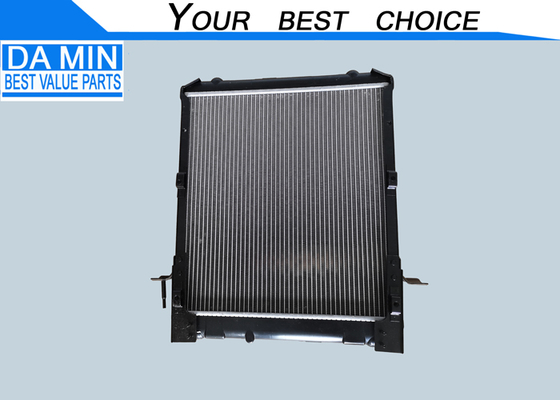 4HG1 Radiateur 8971771931 NPR NQR Motor Koeling Onderdelen Kern Hoogte 530mm Kern Breedte 490mm Aluminium-Plastic Water Tank