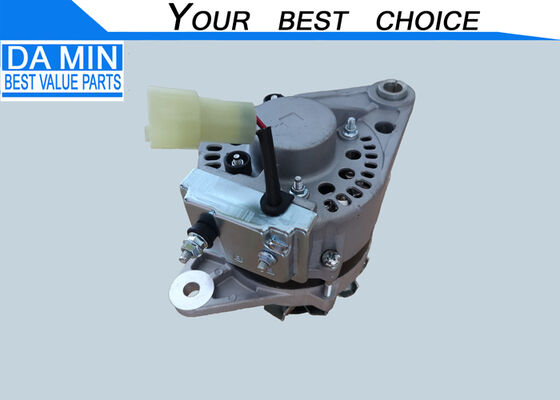 FVR 6SD1 Generator 8943991571 Rieten 2 Groove 3 Pin Elektrische stekker 24V 40A Alternator Koelventilator Buiten motoronderdelen van vrachtwagen